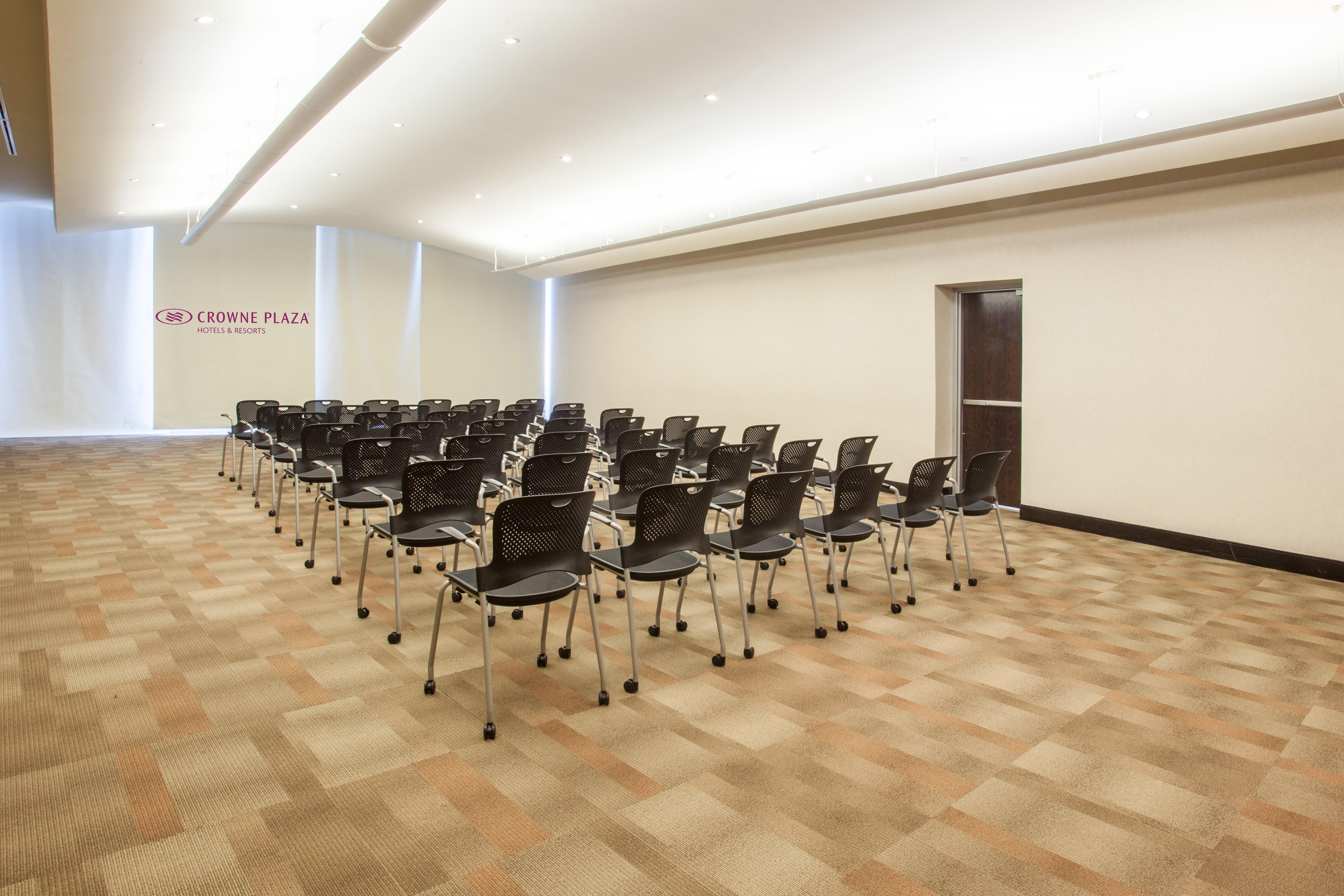 Hotel Crowne Plaza Leon By Ihg Extérieur photo