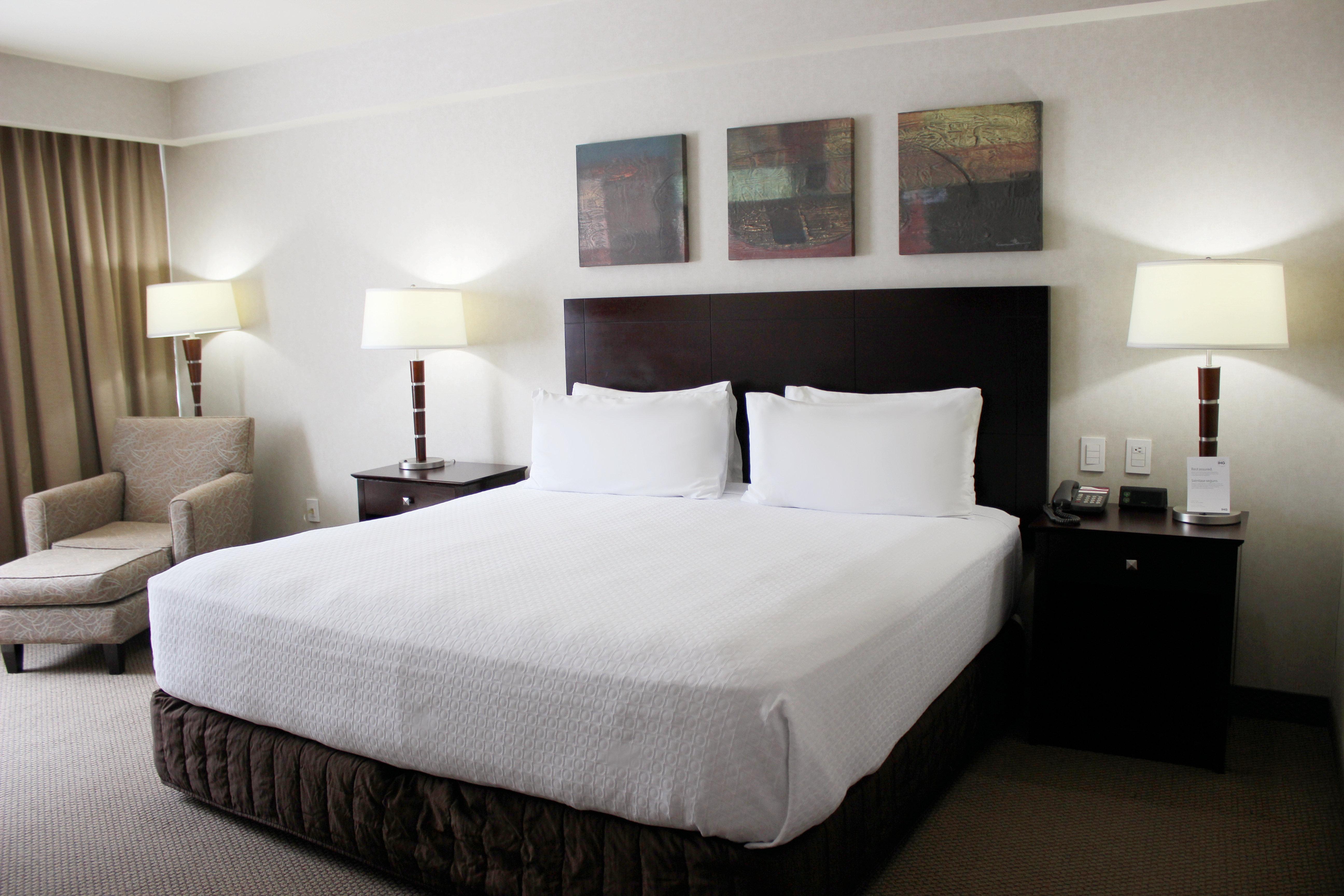Hotel Crowne Plaza Leon By Ihg Extérieur photo