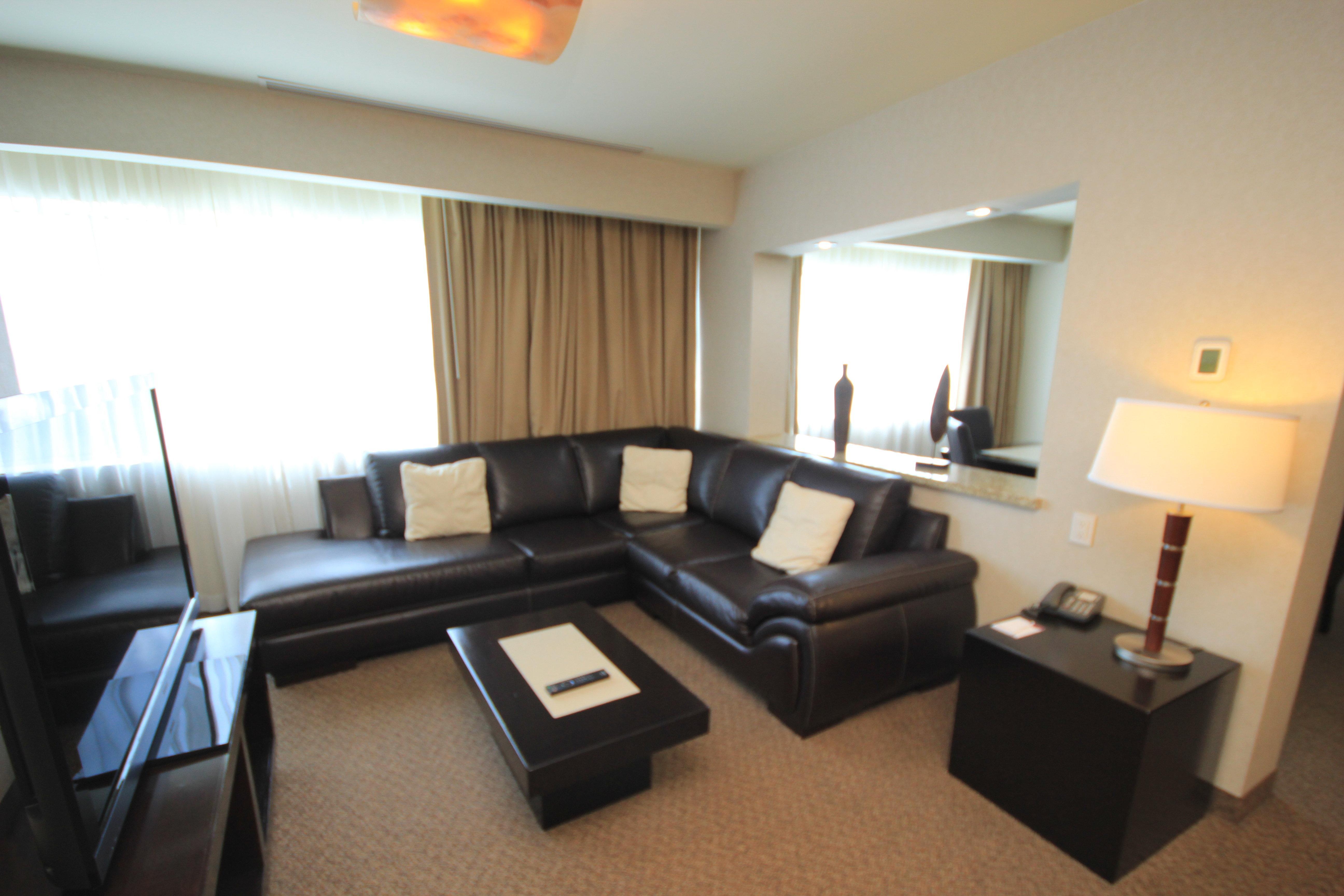 Hotel Crowne Plaza Leon By Ihg Extérieur photo